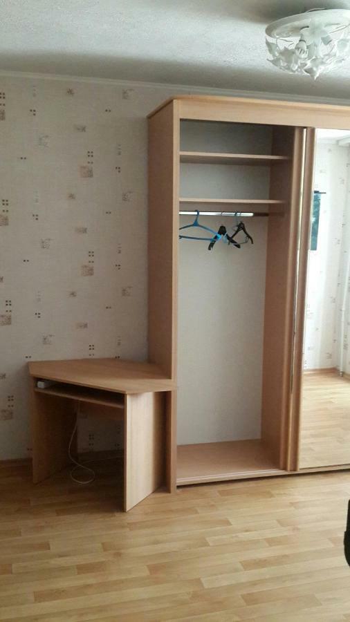 A Comfortable 18M Room With Balcony Talin Exterior foto